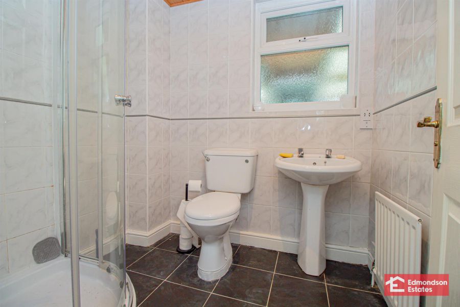 48 Straid Road