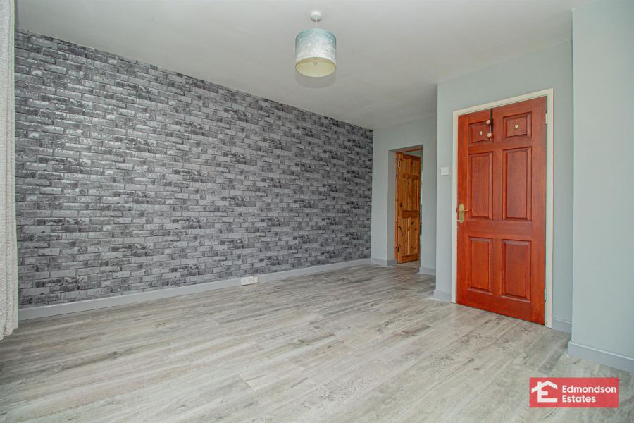 48 Straid Road