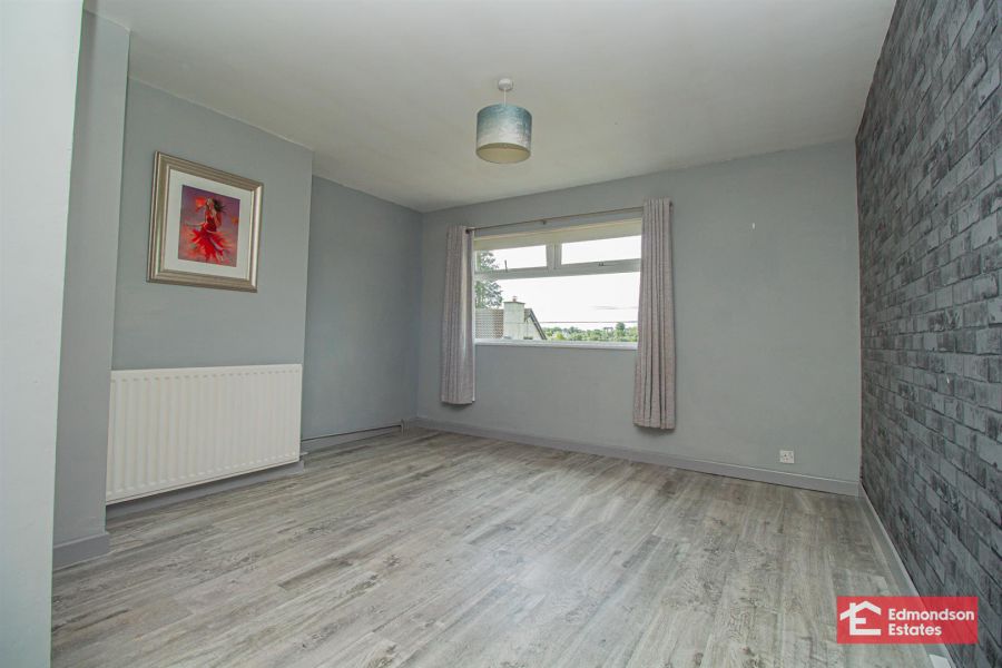 48 Straid Road