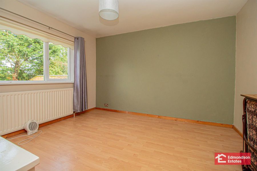 48 Straid Road