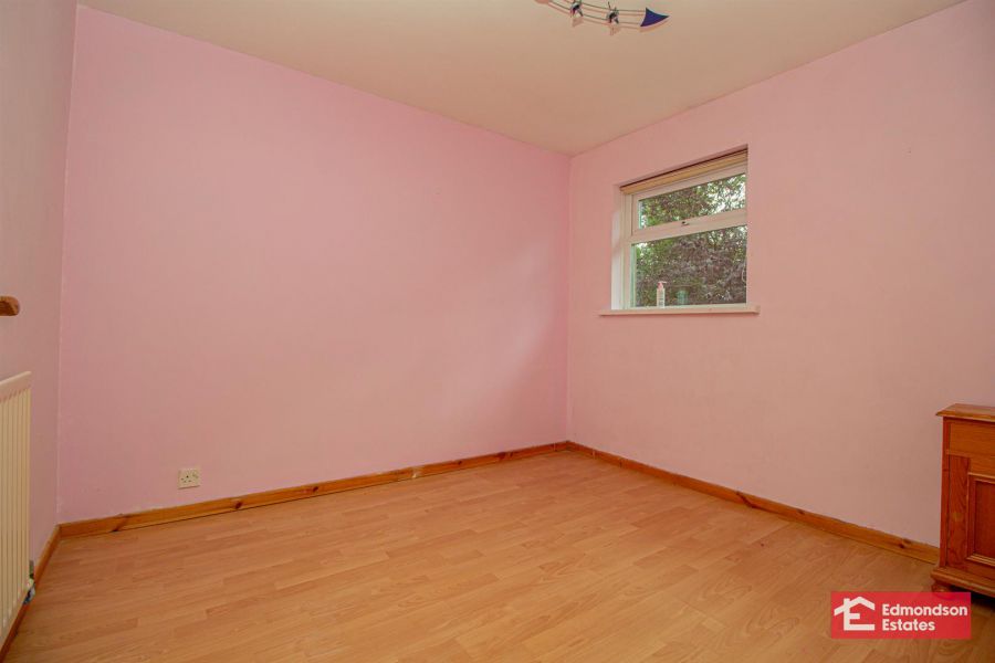 48 Straid Road