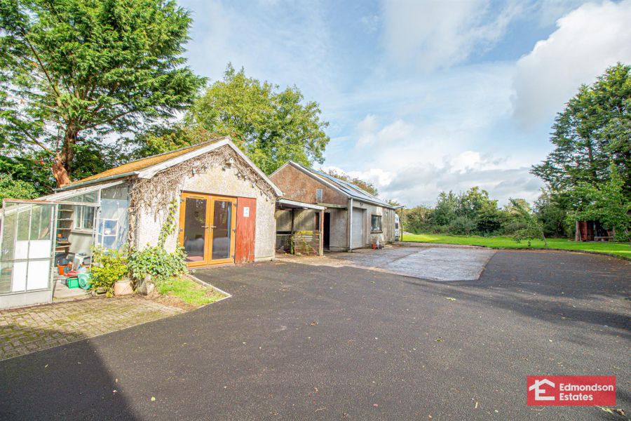 48 Straid Road