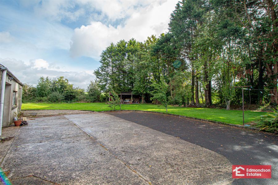48 Straid Road