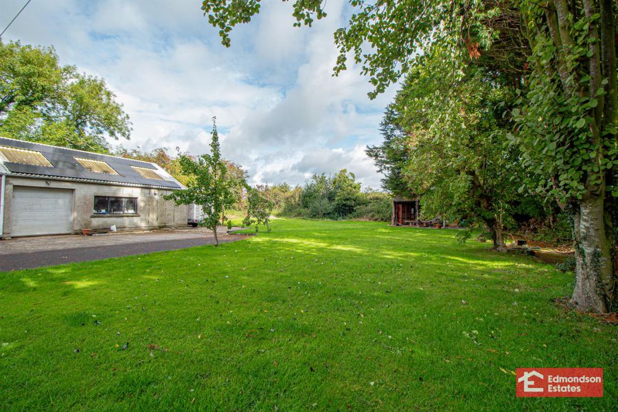 48 Straid Road