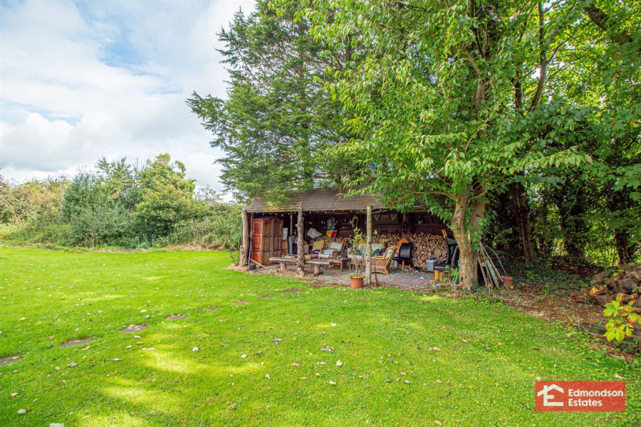 48 Straid Road