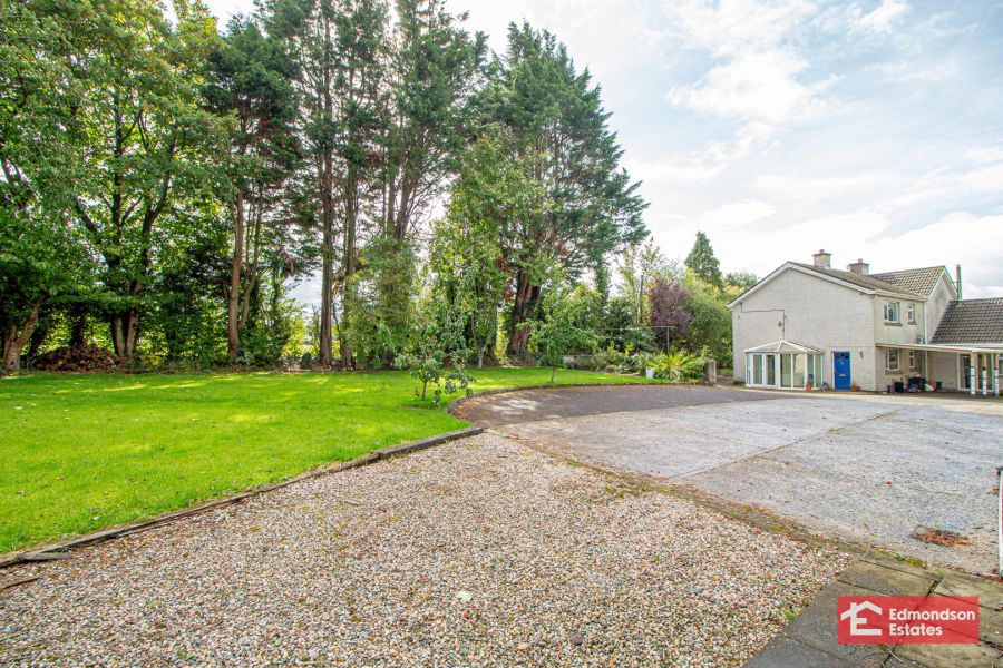 48 Straid Road