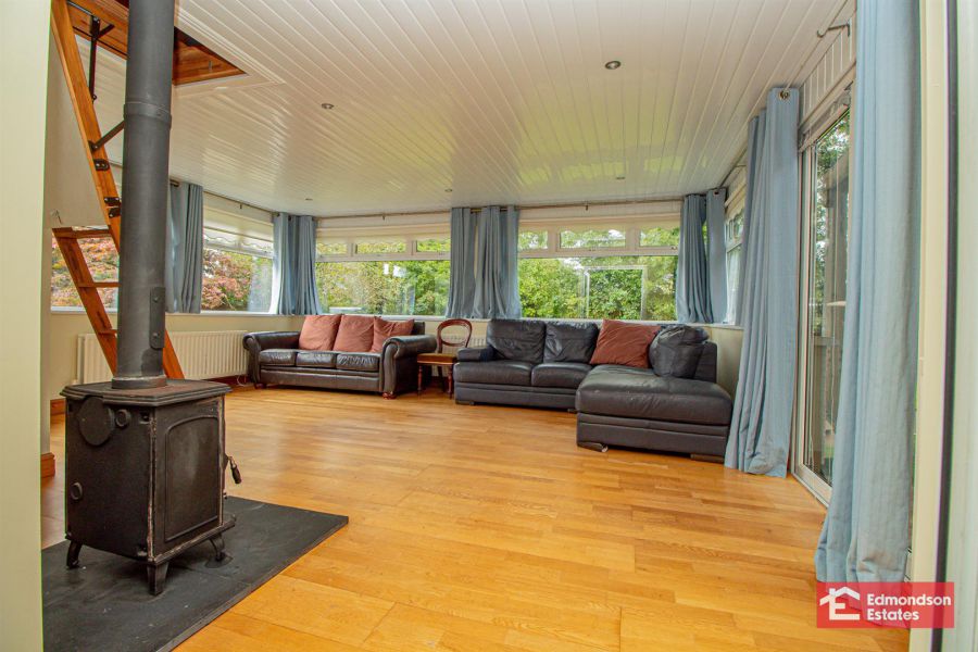 48 Straid Road