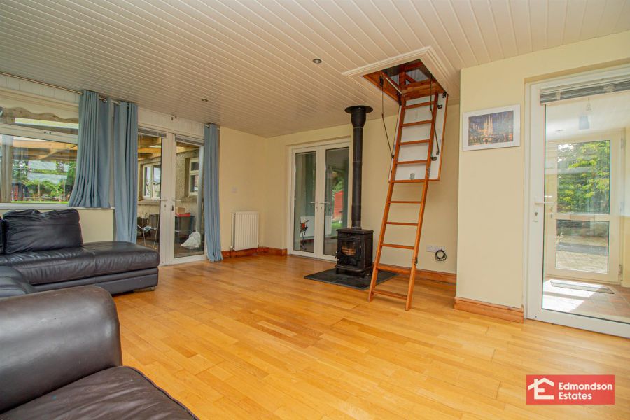 48 Straid Road