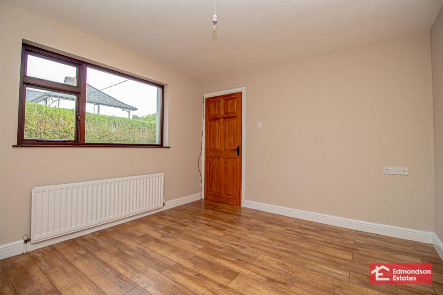 27 Ballymena Road
