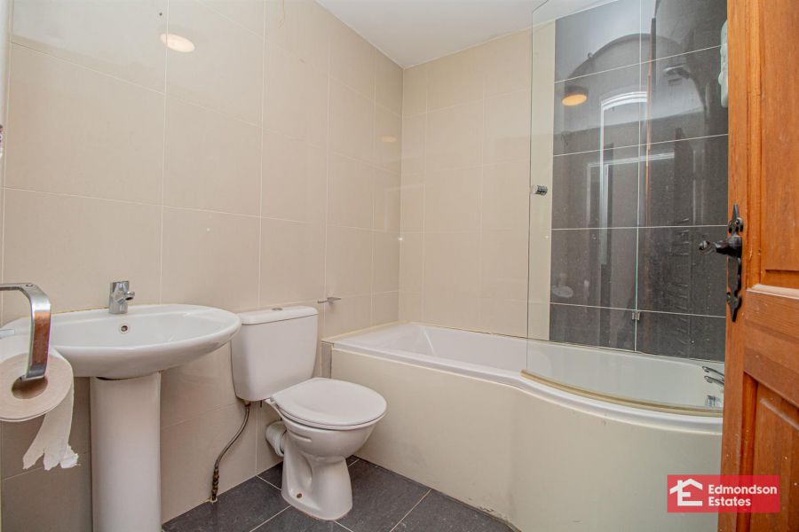 27 Ballymena Road