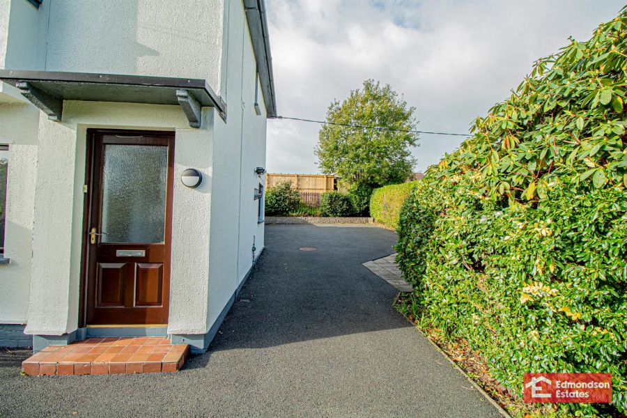 27 Ballymena Road