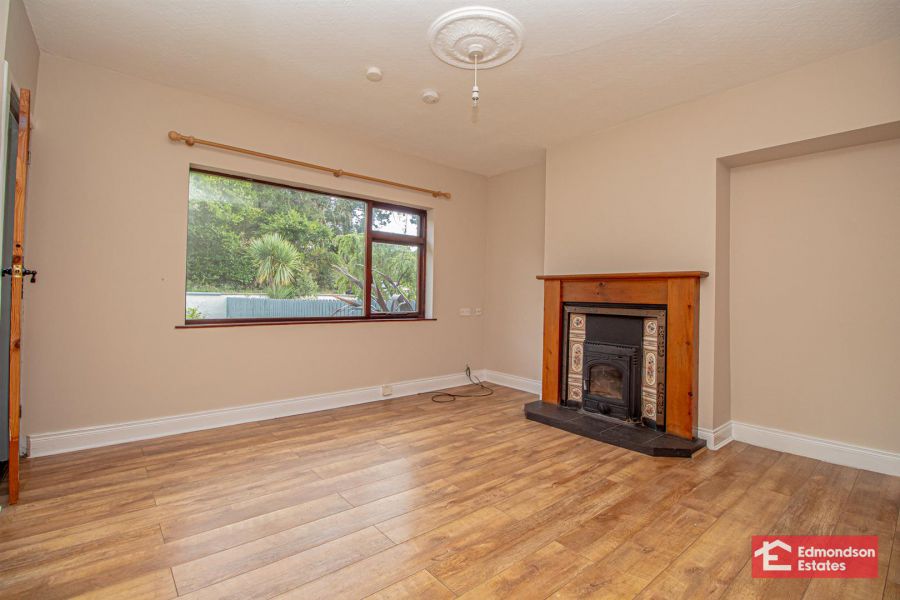 27 Ballymena Road