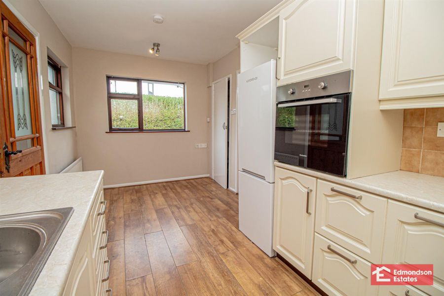 27 Ballymena Road