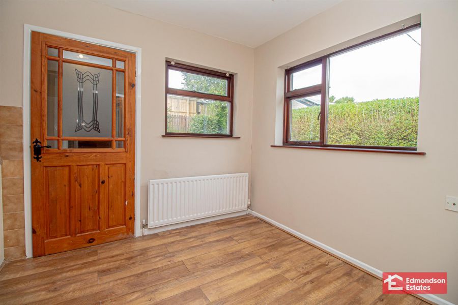 27 Ballymena Road