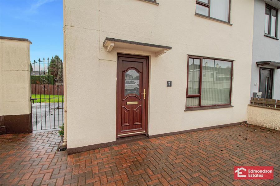 7 Glenariff Crescent