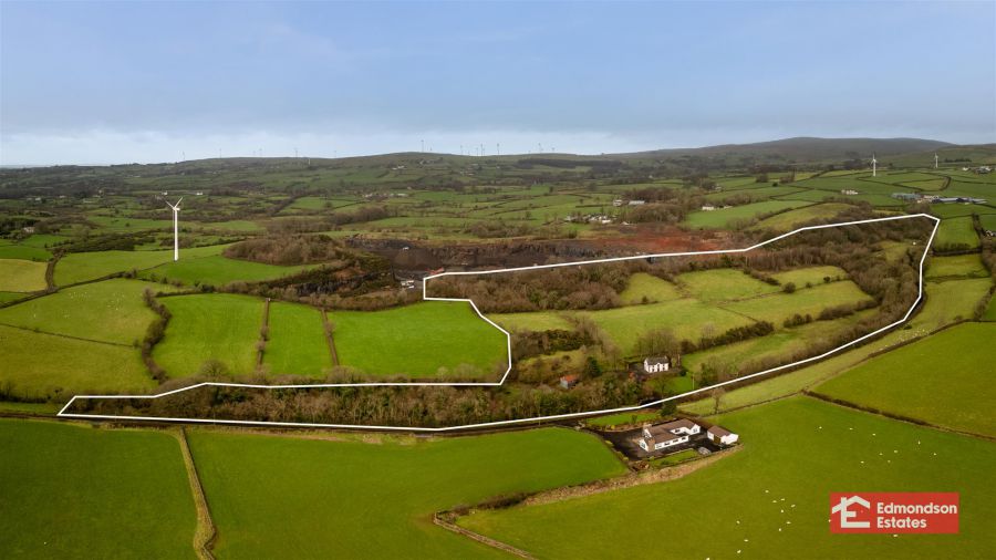 20 Loughloughan Road