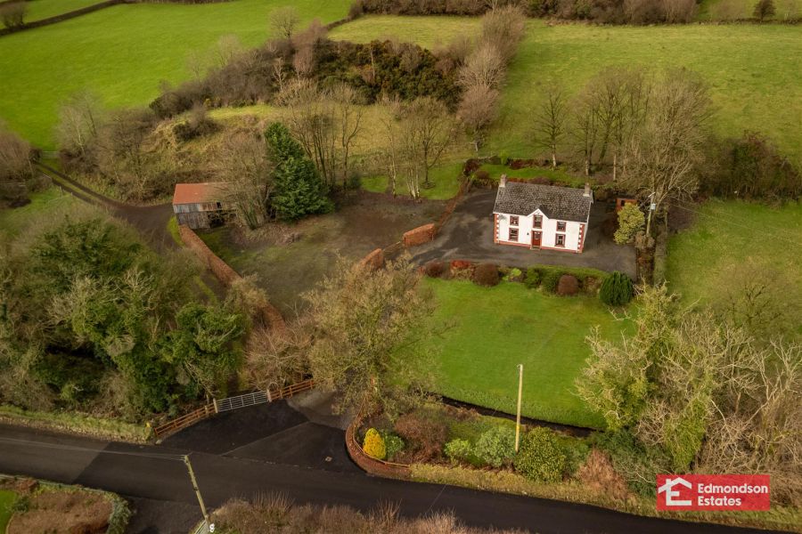 20 Loughloughan Road