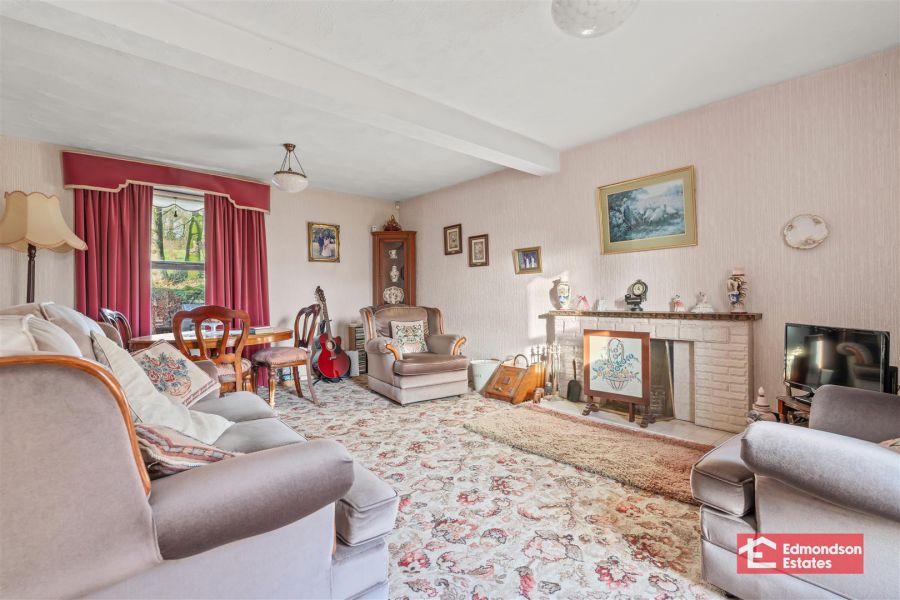 20 Loughloughan Road