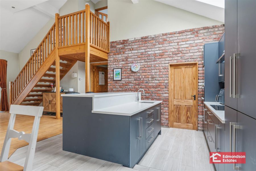 39B Lislunnan Road