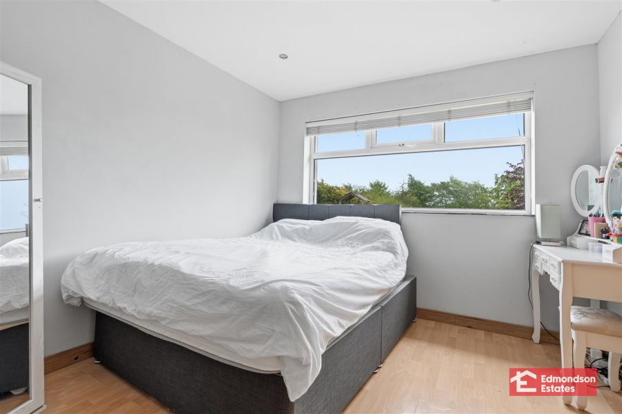 39B Lislunnan Road