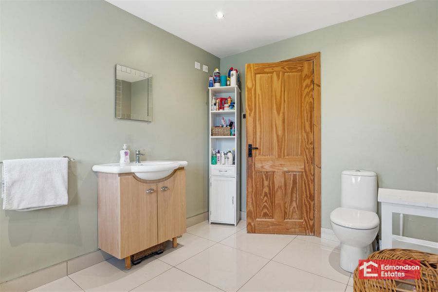39B Lislunnan Road
