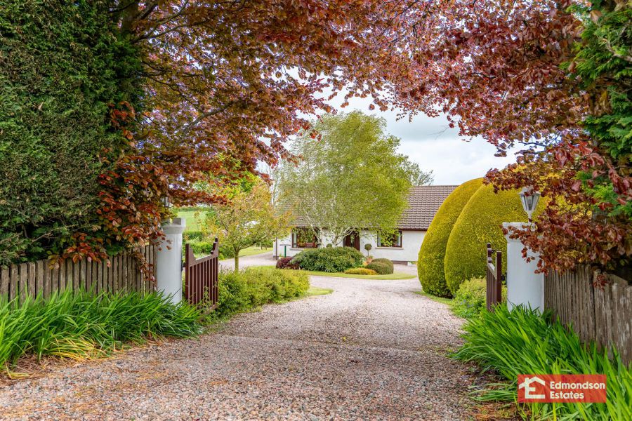 81 Clonkeen Road