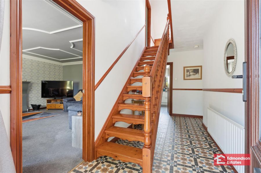 81 Clonkeen Road