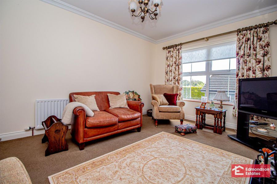 16 Dreen Road