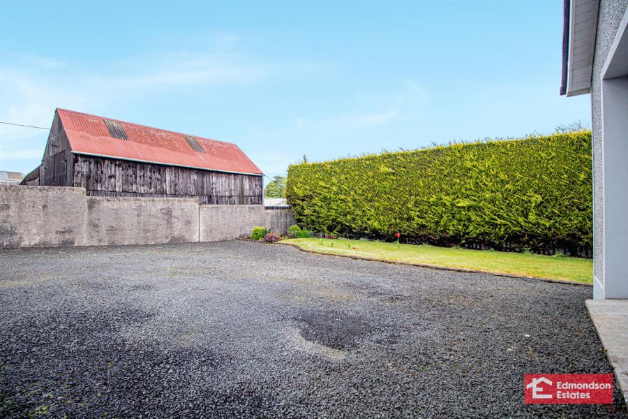 16 Dreen Road