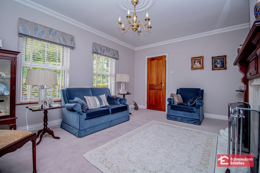 16 Dreen Road