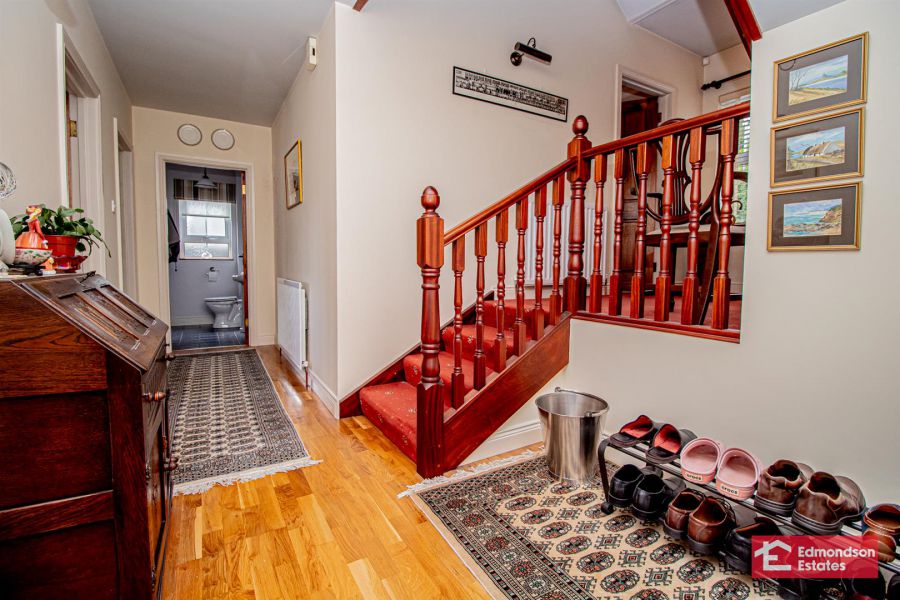 16 Dreen Road