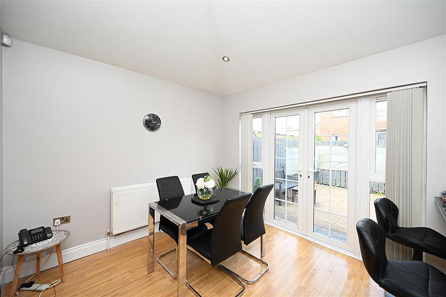 40 Mount Prospect Park