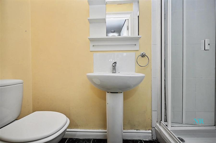 123 Northbrook Street