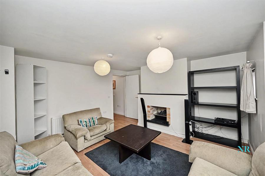 123 Northbrook Street