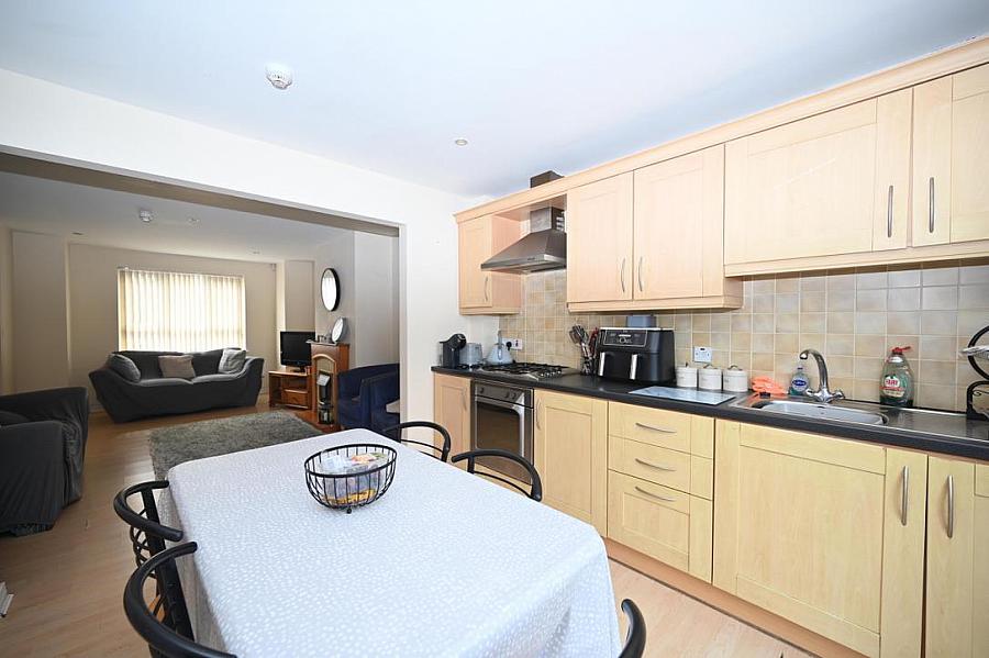 87b Great Northern Street