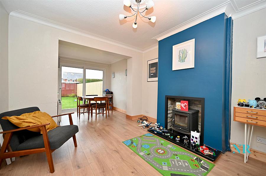 10 Ailesbury Crescent