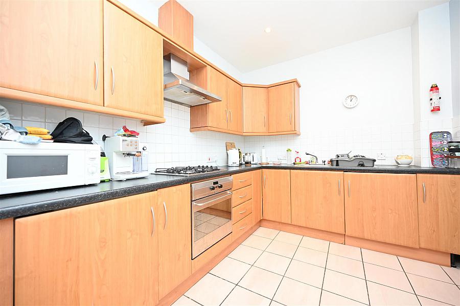 Apt A, 52 Wellington Park