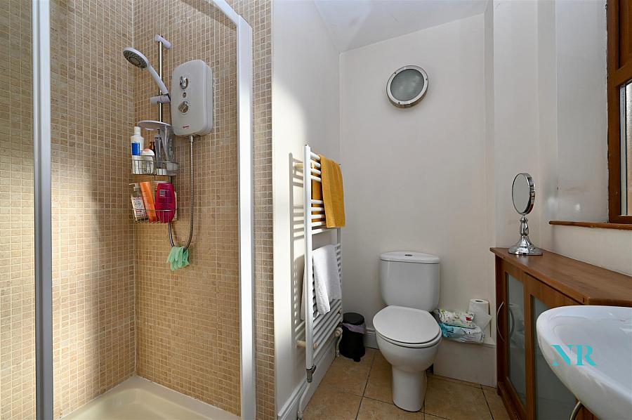 3 Station Terrace 3 Station Terrace