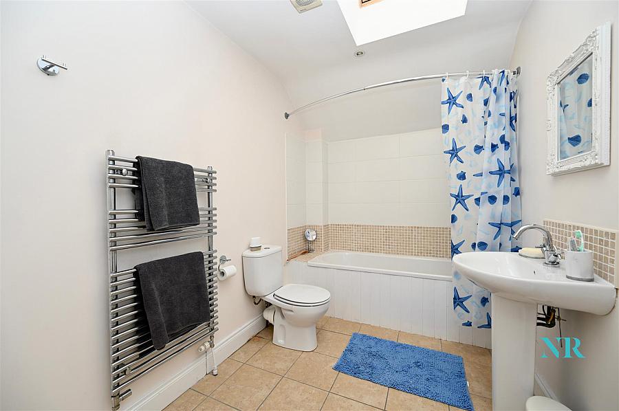 3 Station Terrace 3 Station Terrace