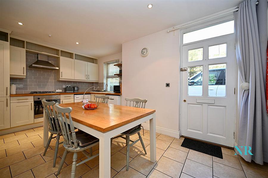 3 Station Terrace 3 Station Terrace