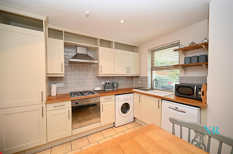 3 Station Terrace 3 Station Terrace