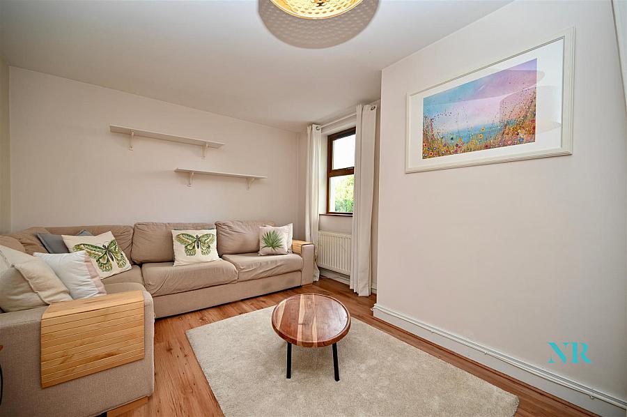 3 Station Terrace 3 Station Terrace