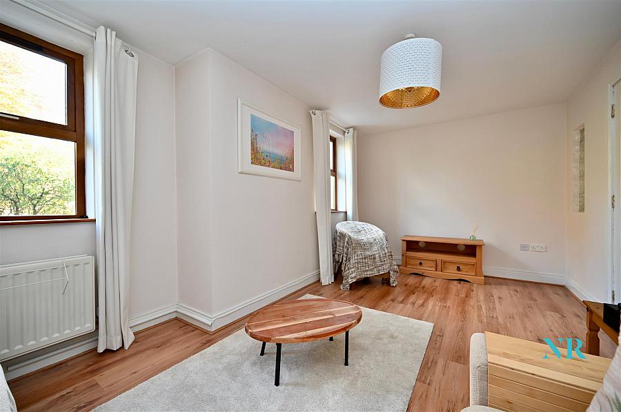 3 Station Terrace 3 Station Terrace