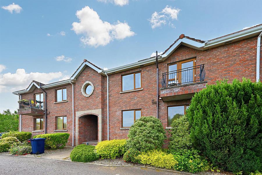 Apt 1-6 Woodville Mews