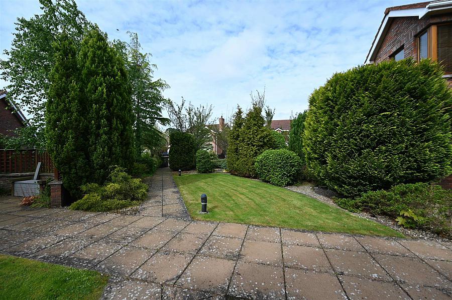 Apt 1-6 Woodville Mews