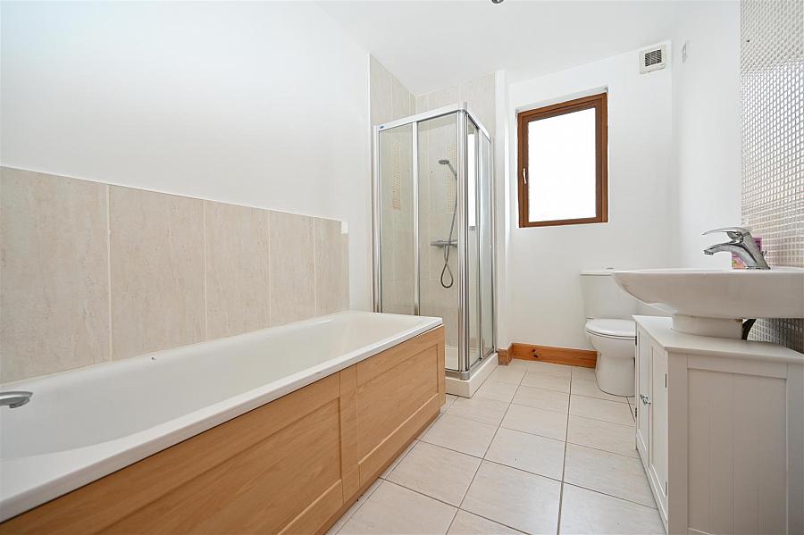 Apt 1-6 Woodville Mews