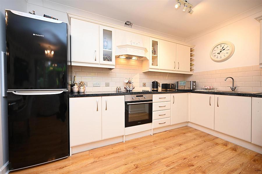 5 The Keel Building 33 Annadale Crescent