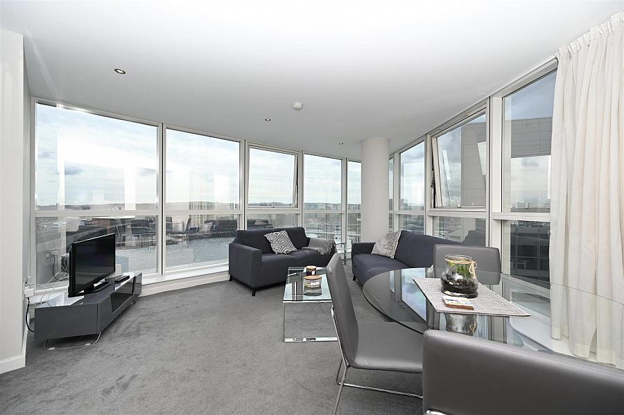 6.05 Obel Tower 62 Donegall Quay