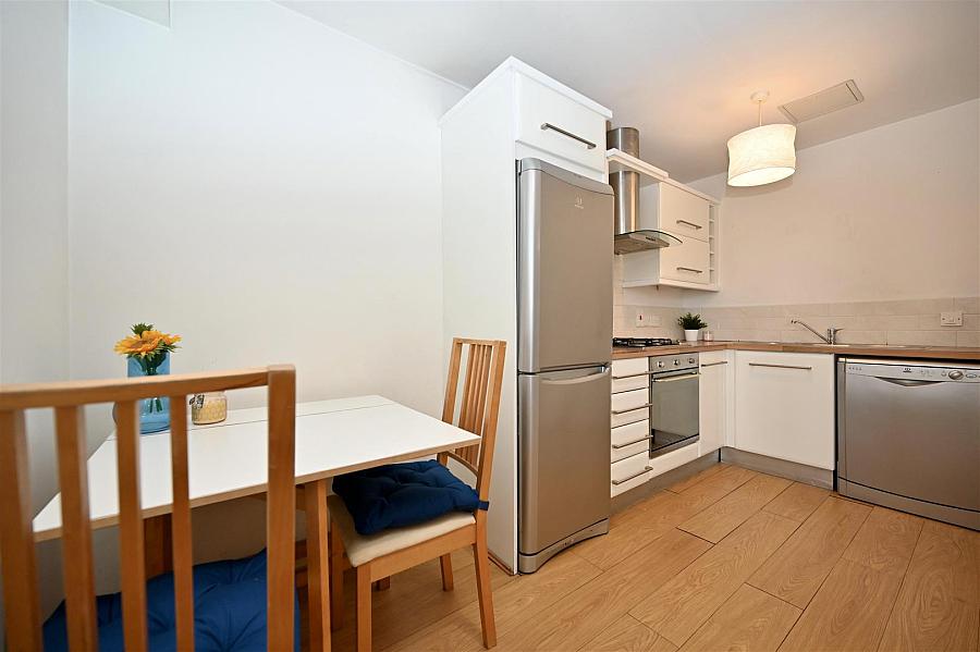 Apt 2 Winter Gardens 34 Alfred Street
