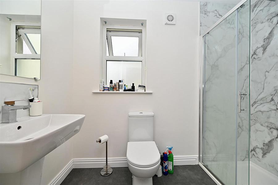 Apt 3, 61 Central Avenue